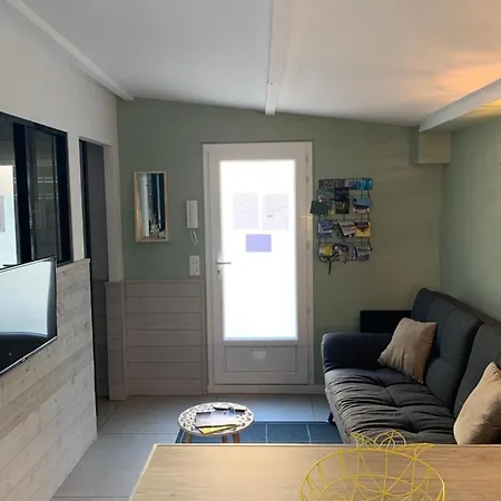 13 Avenue Windsor * Cannes